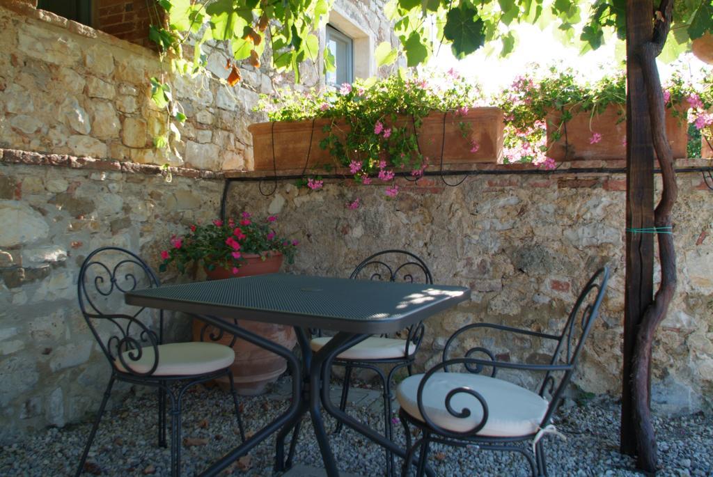 Agriturismo Podere Alberese Ашяно Номер фото